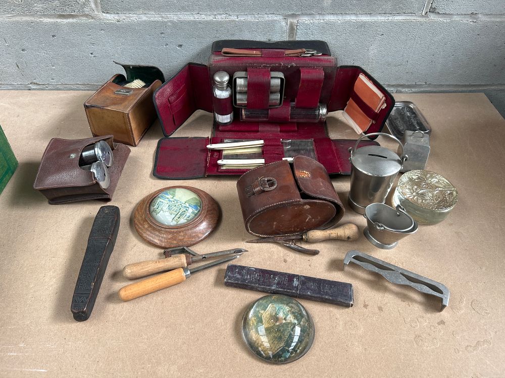 Lot 653: Antique Men's Leather Travel Shaving Case and a Collection of Grooming and Desk Accessories, Late 19th/Early 20th Century
