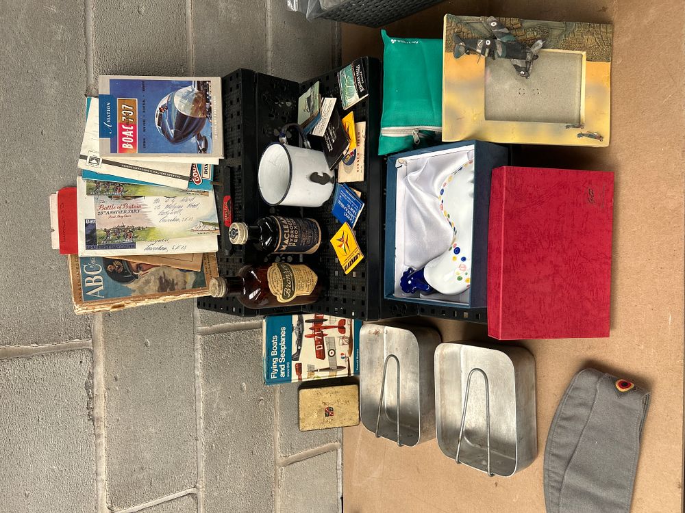Lot 678: A Collection of Mid-20th Century Aviation and Miscellaneous Ephemera and Objects