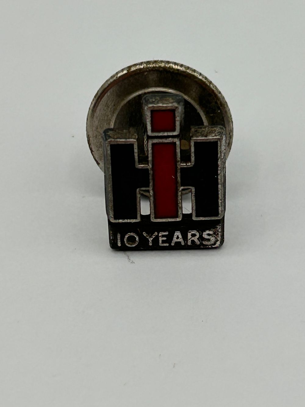 Lot 322: International Harvester 10 Year Service Award Lapel Pin
