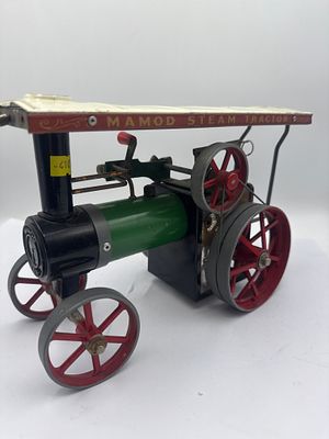 Mamod TE1A Steam Tractor. A Mamod TE1A Steam Tractor. This vintage-style live steam model 