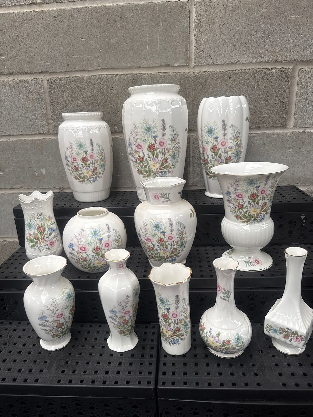 Lot 309: A Collection of Twelve Aynsley 'Wild Tudor' Fine Bone China Vases