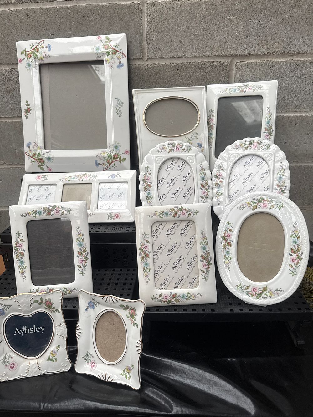 Lot 457: A Collection of 11 Aynsley 'Wild Tudor' Fine Bone China Photo Frames
