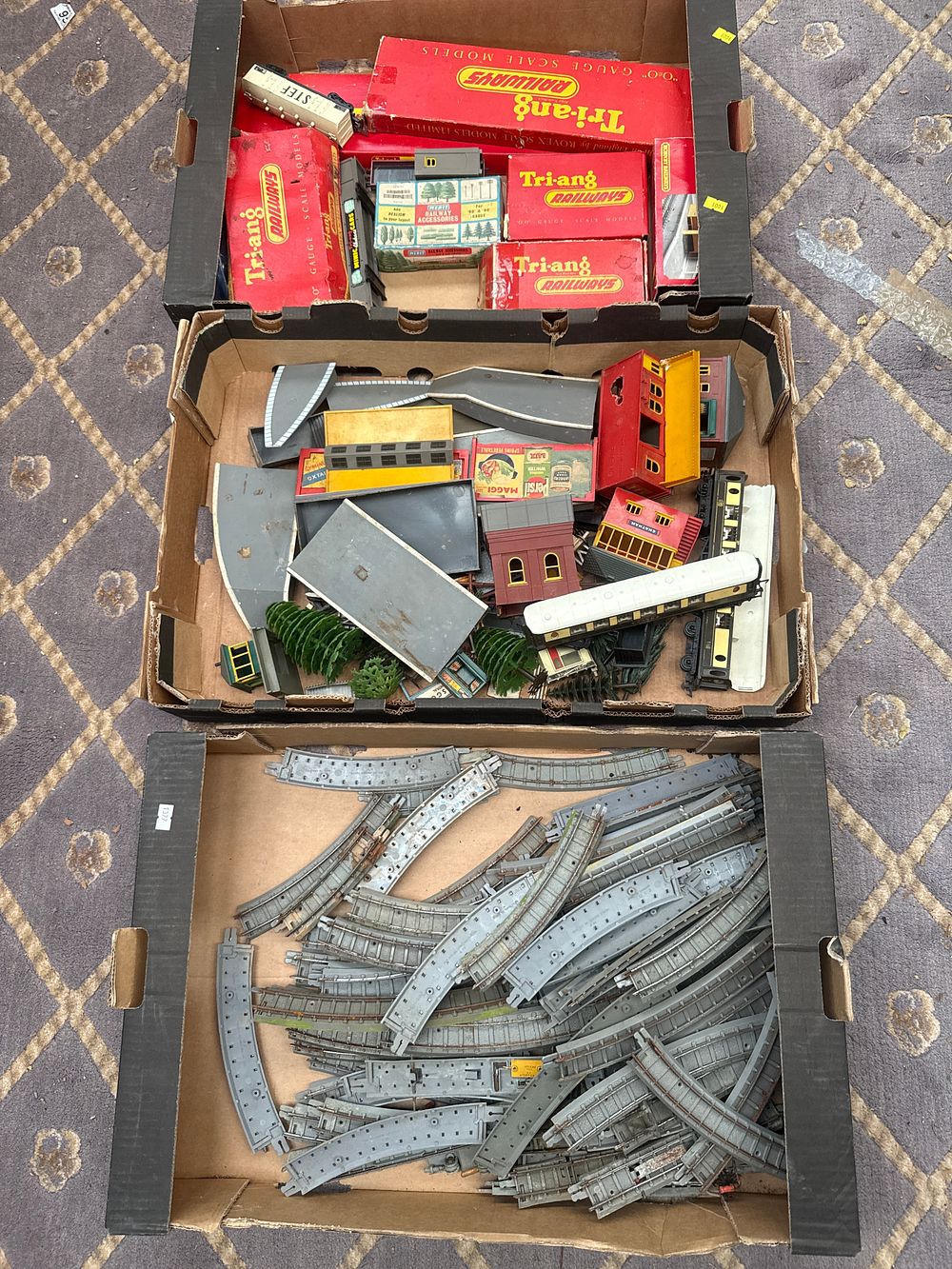 Lot 465: A Collection of Tri-ang Railways and Hornby Railways OO Gauge Model Railway Components with Minic Motorways Sets