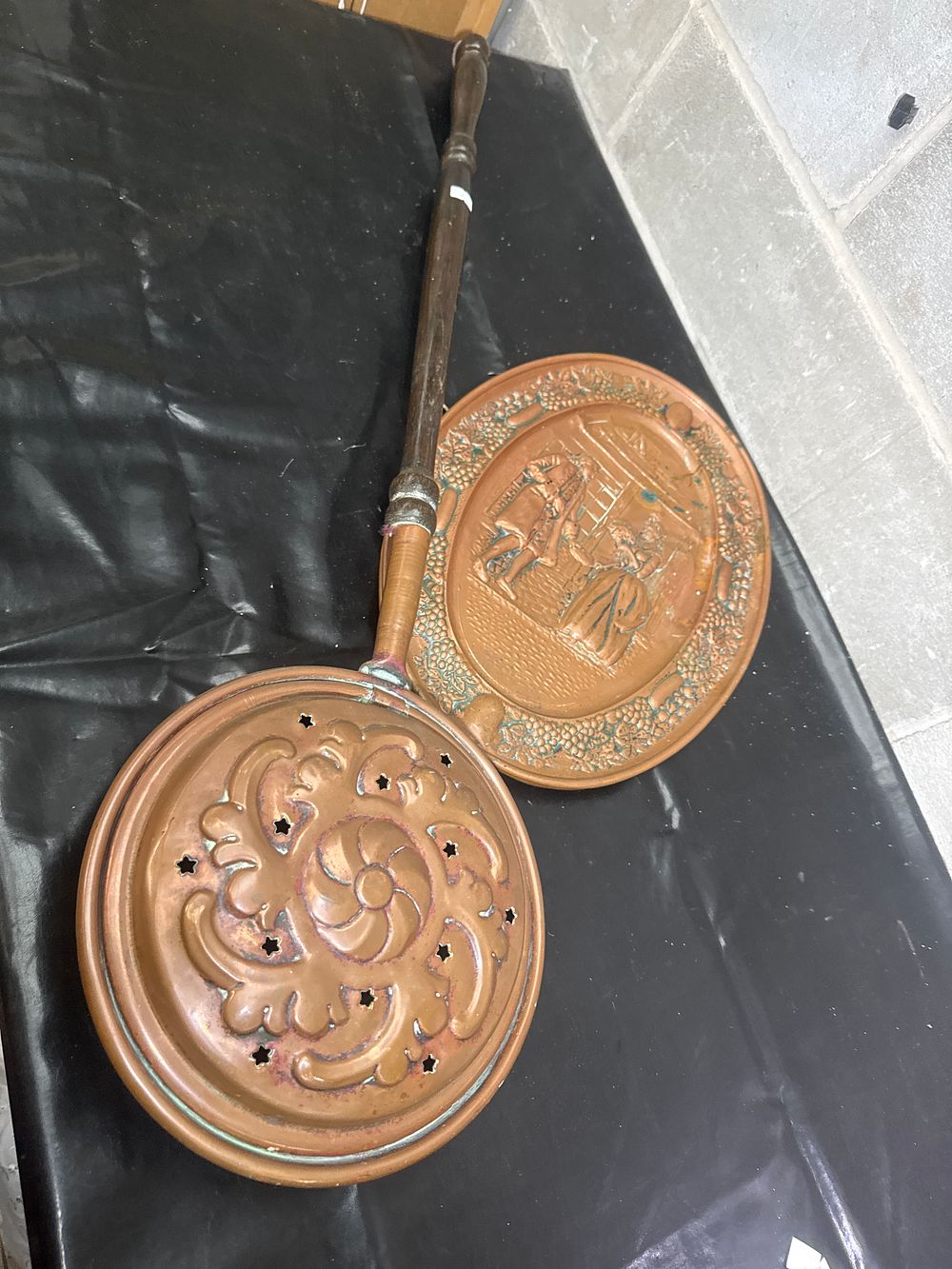 Lot 504: A Collection of Antique Copper Household Items including a Bed Warmer and 11 x 15" Wall Plaques