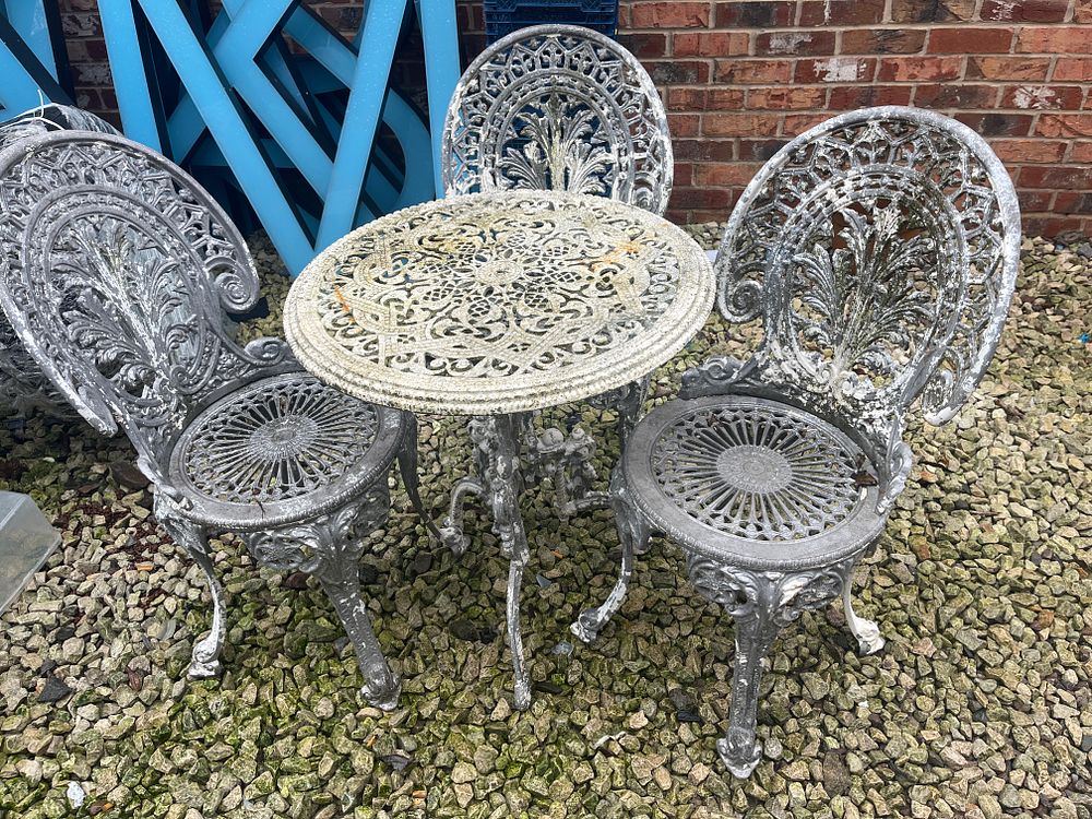 Lot 547: A Set of Victorian Style Cast Metal Garden Furniture