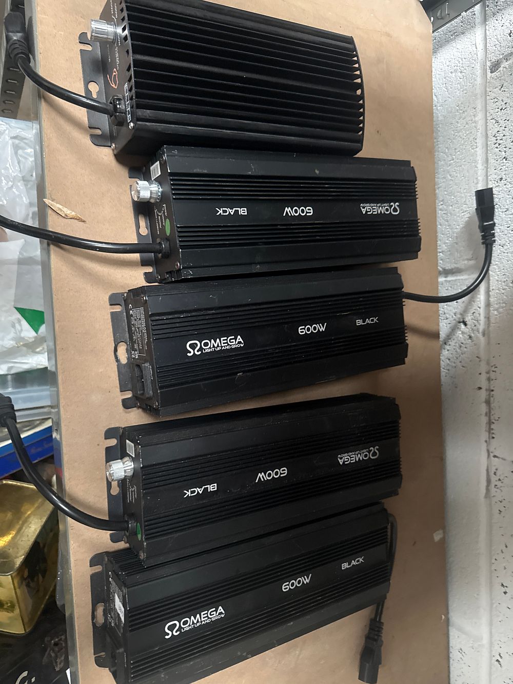 Lot 372: Five Omega and Elite Lighting 600W Digital Dimmable Ballasts