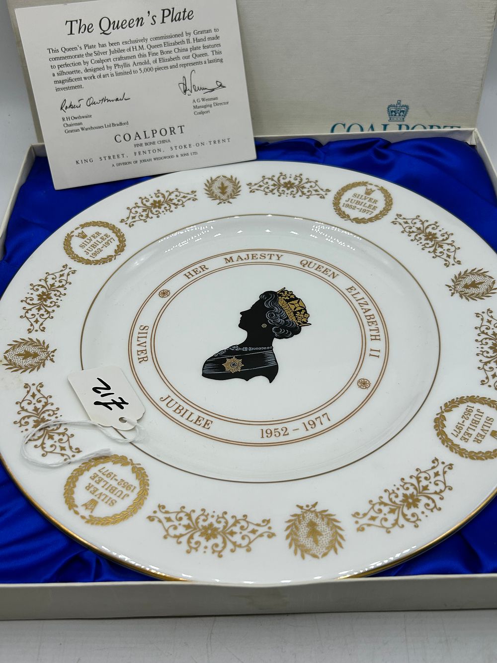Lot 431: Coalport Queen Elizabeth II Silver Jubilee Limited Edition Fine Bone China Plate