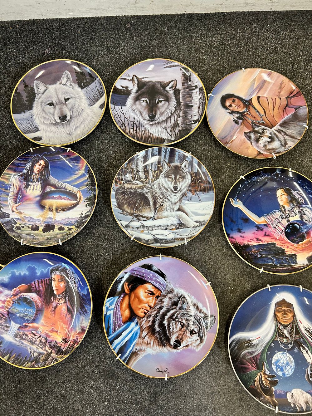 Lot 483: A Collection of Franklin Mint Heirloom Recommendation Wildlife and Native American Themed Porcelain Plates