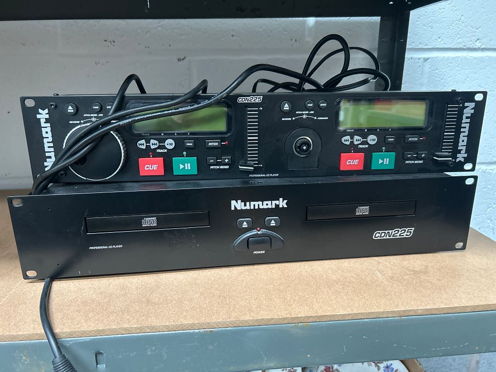 Lot 443: Numark CDN225 Professional Dual CD Player System