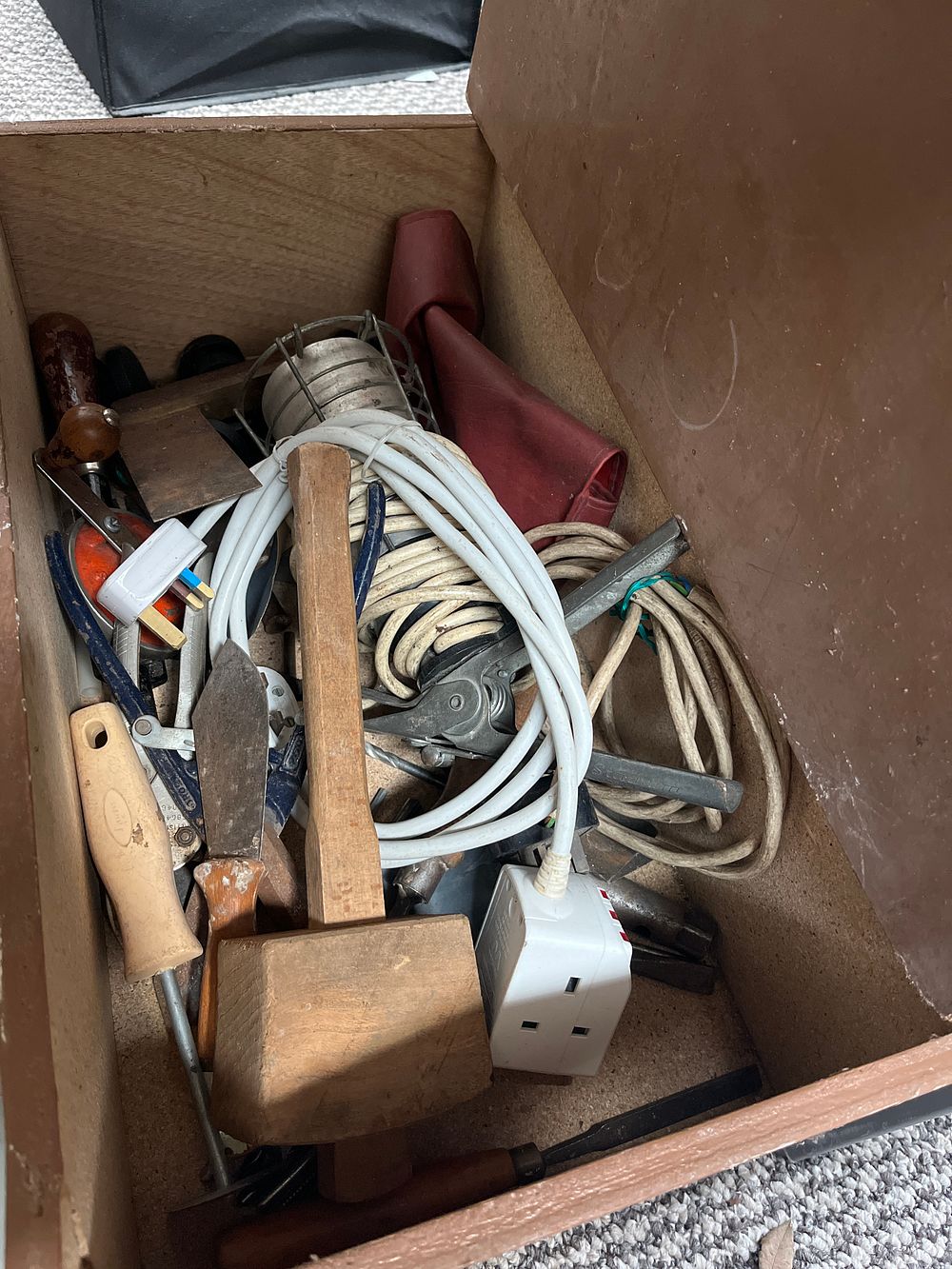 Lot 488: An Assortment of Hand Tools and Electrical Components