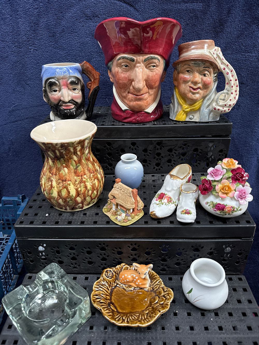 Lot 562: A Collection of English Ceramics and Glassware including Royal Doulton, Sylvac, and Royal Albert