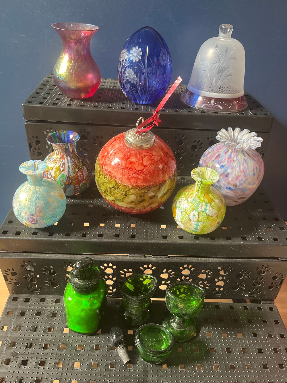 Lot 987: A Collection of Decorative Art Glass featuring a Fabergé Crystal Egg and Murano-style Glassware