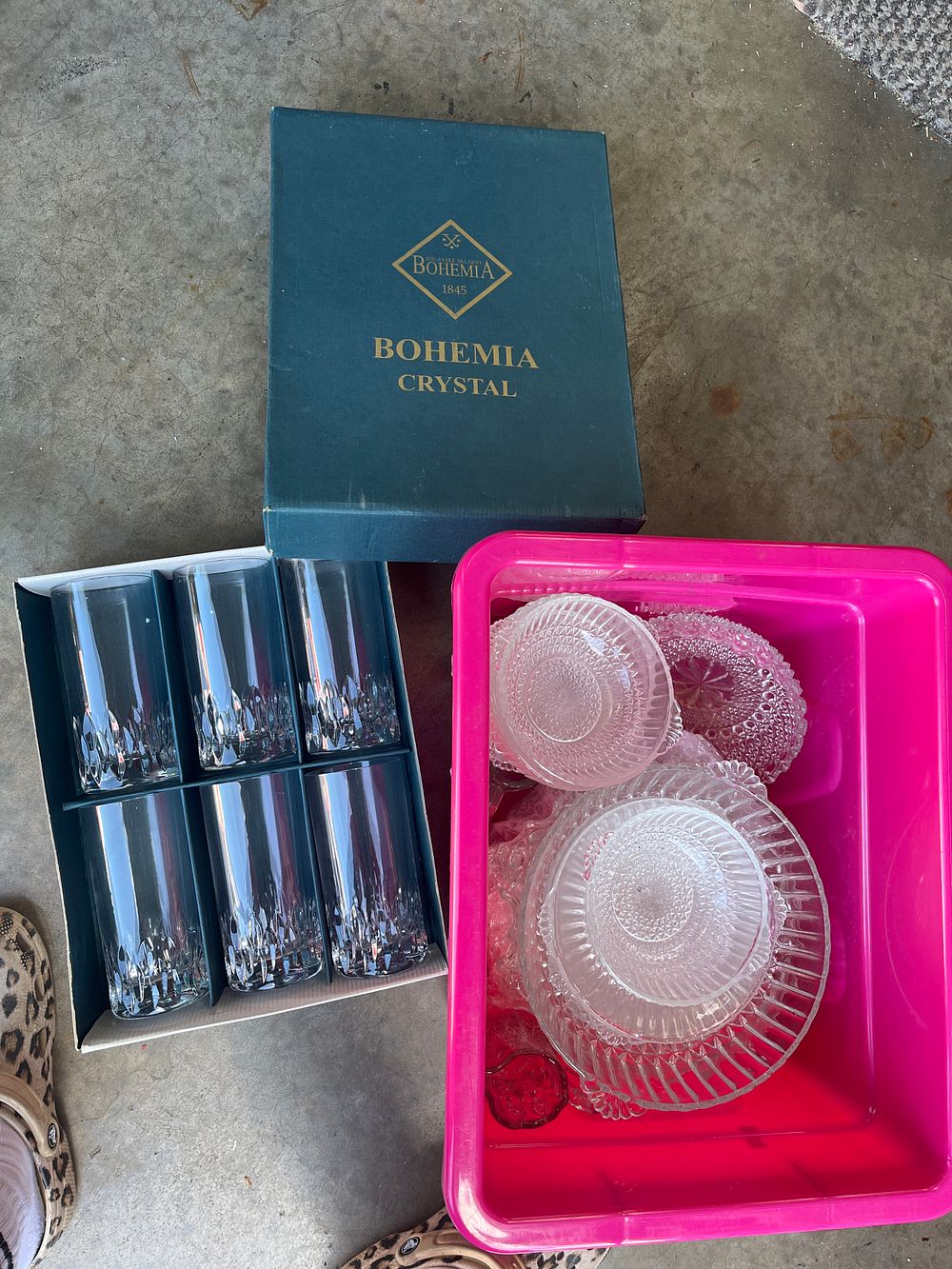 Lot 1037: An Assortment of Bohemia Crystal and Clear Table Glassware