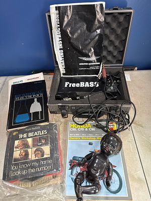 A Collection of Miscellaneous Items including an Ashdown Engineering FreeBASS Wireless System 