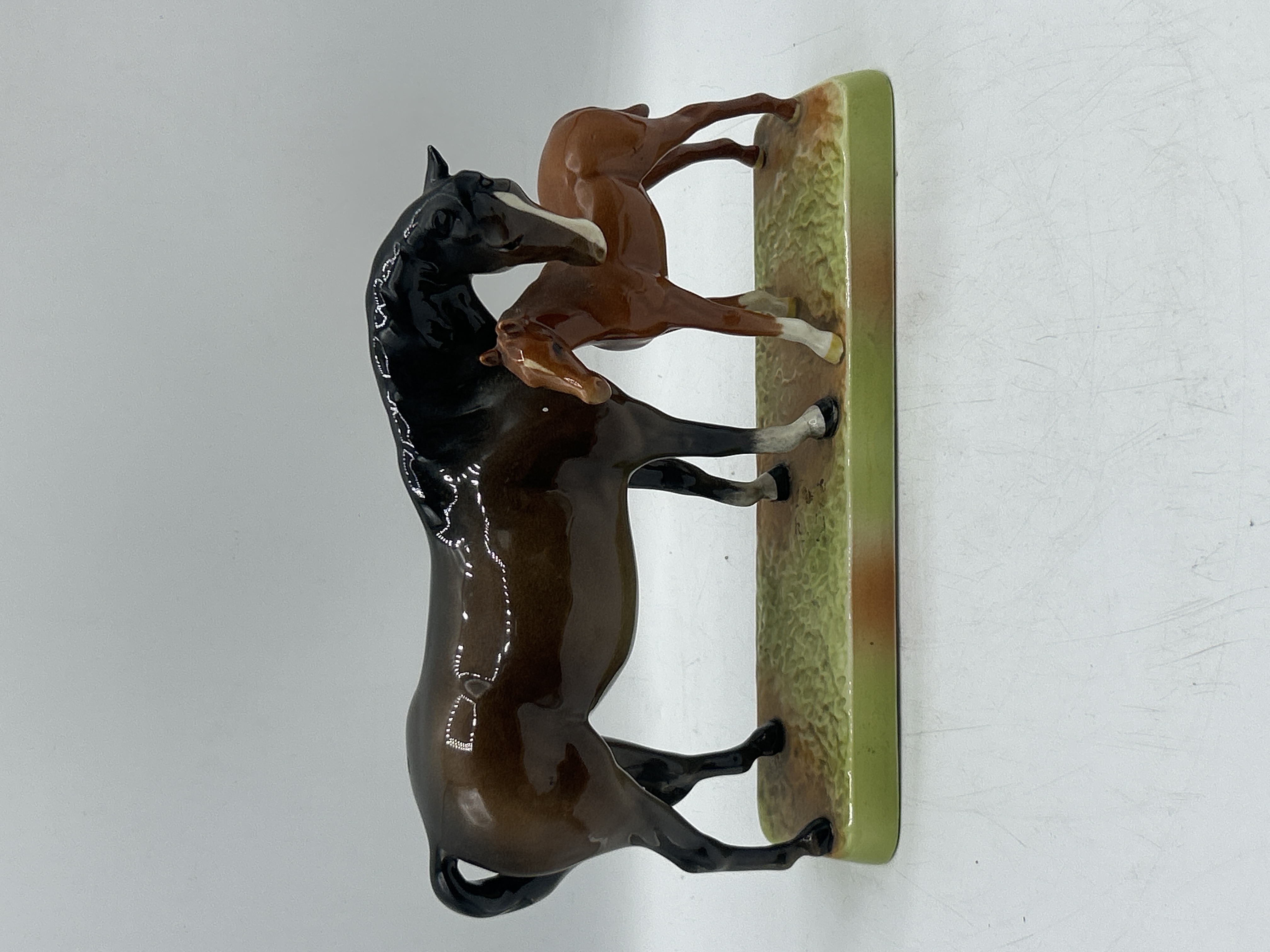 Beswick Model 1811 Mare and Foal on Base Ceramic Figurine