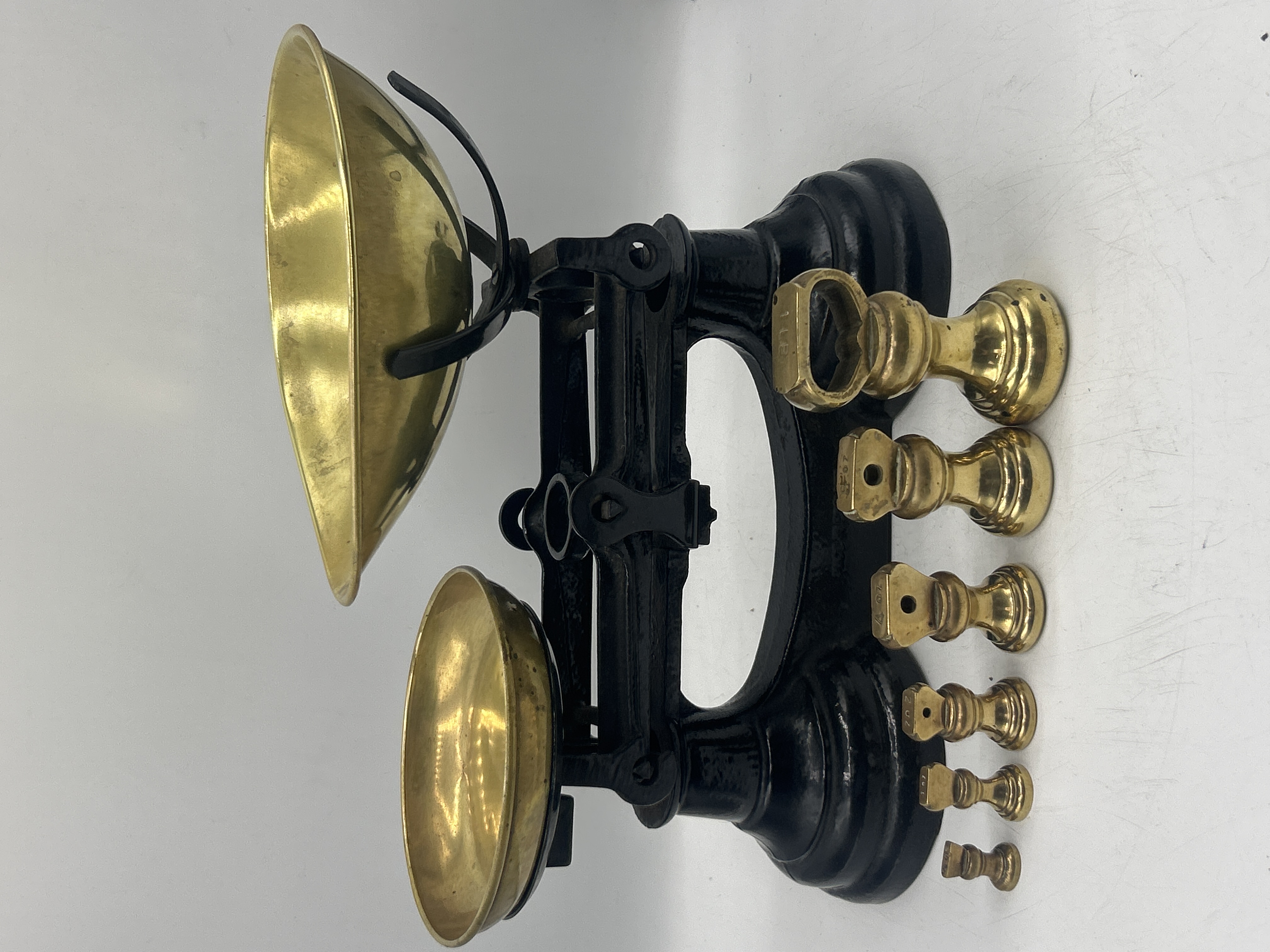 Librasco Cast Iron and Brass Kitchen Balance Scale with a Set of Brass Weights