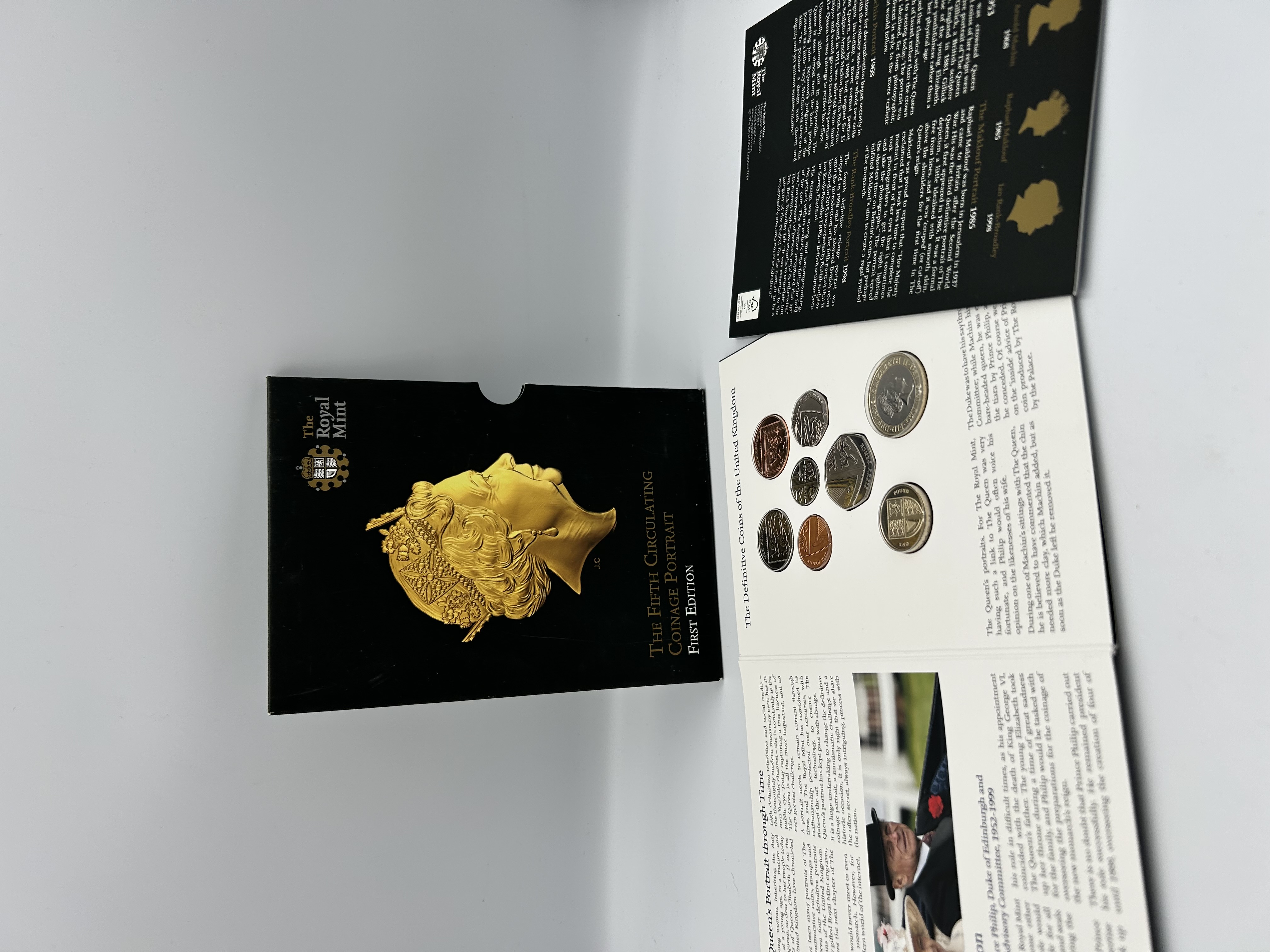 UK 2015 The Royal Mint The Fifth Circulating Coinage Portrait First Edition Set