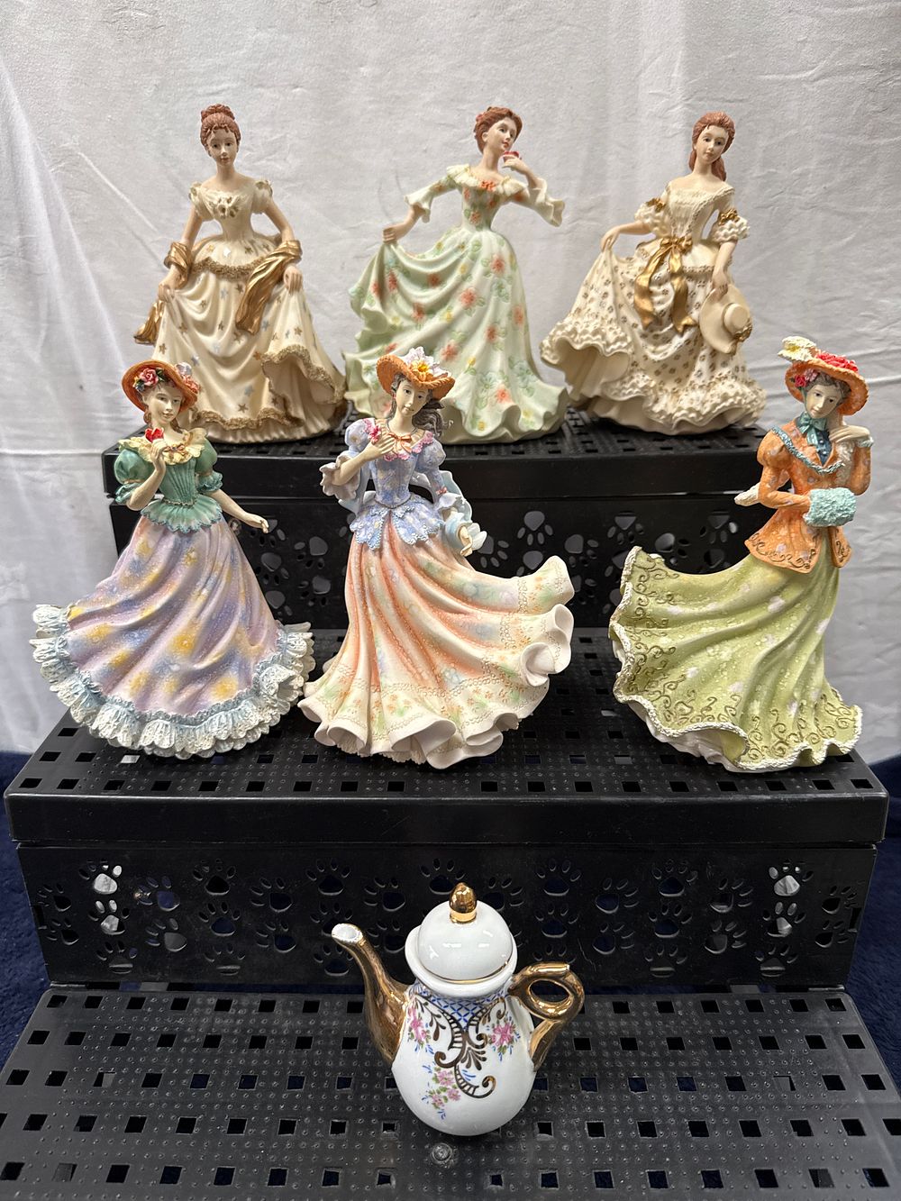 Lot 911: A Collection of Leonardo Collection Porcelain Figurines and a Miniature Teapot