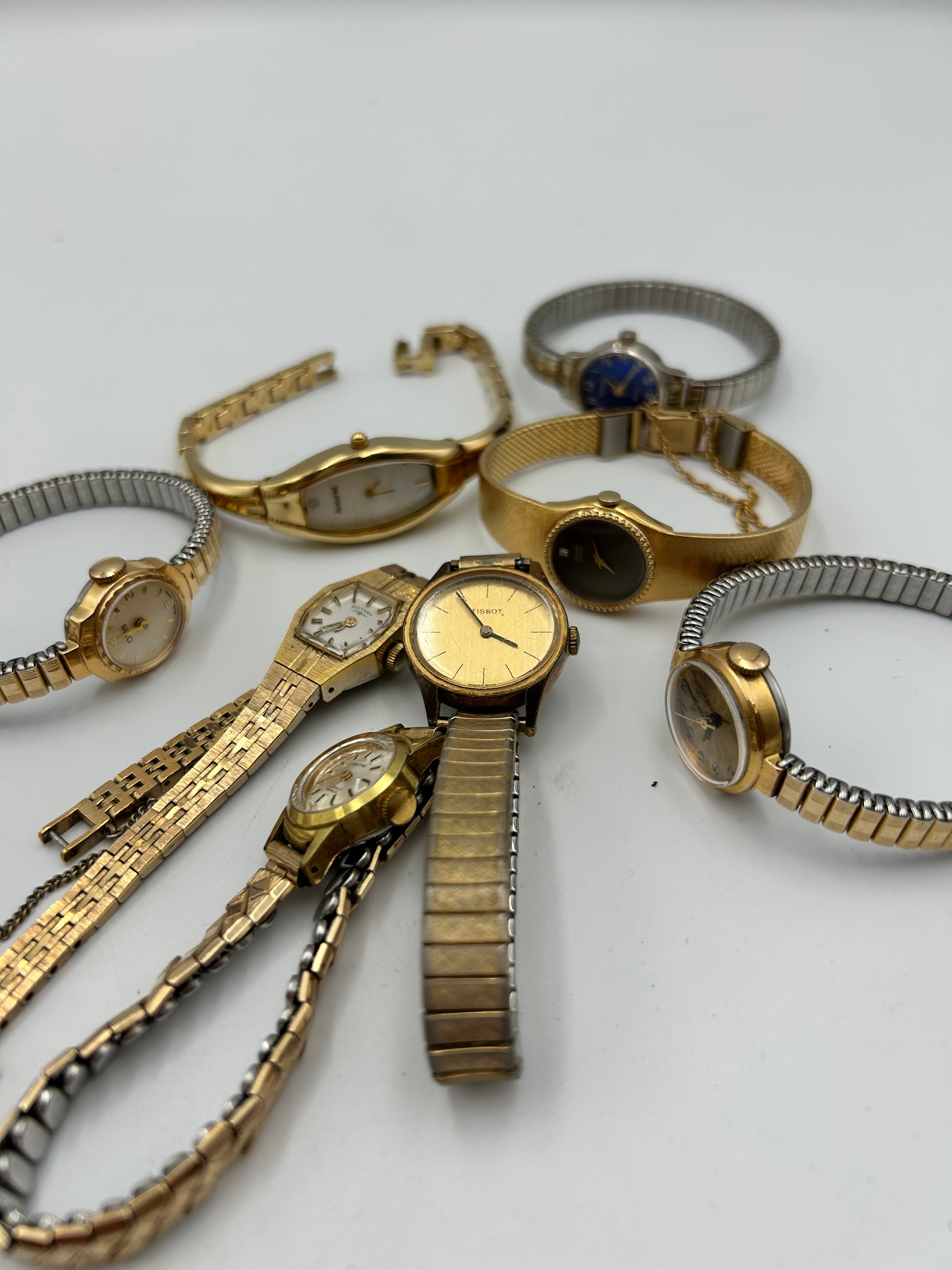 An Assortment of Eight Vintage Gilt Metal Effect Ladies Wristwatches Including Tissot, Seiko and Oris ,Unchecked