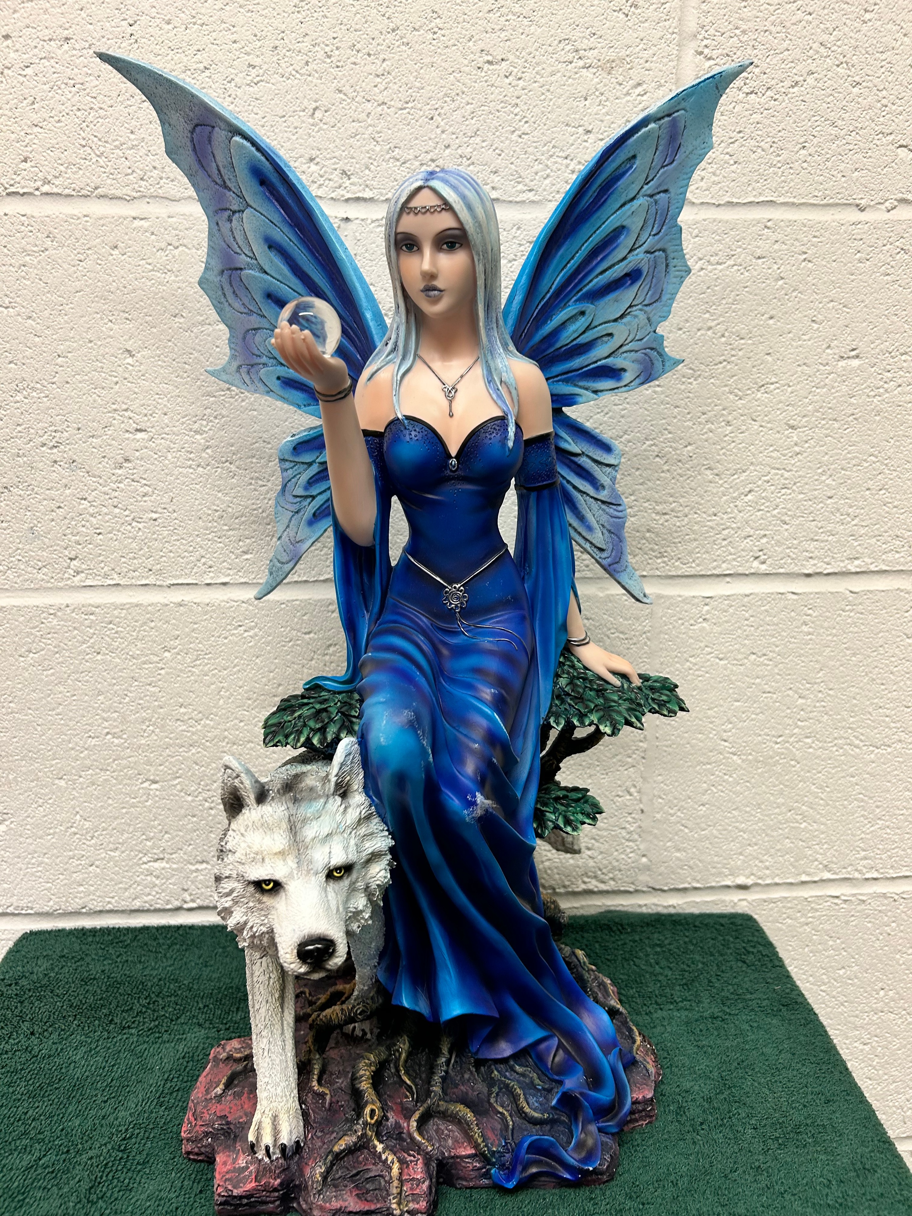 Nemesis Now Resin Talanoa? Fairy and White Wolf Figurine