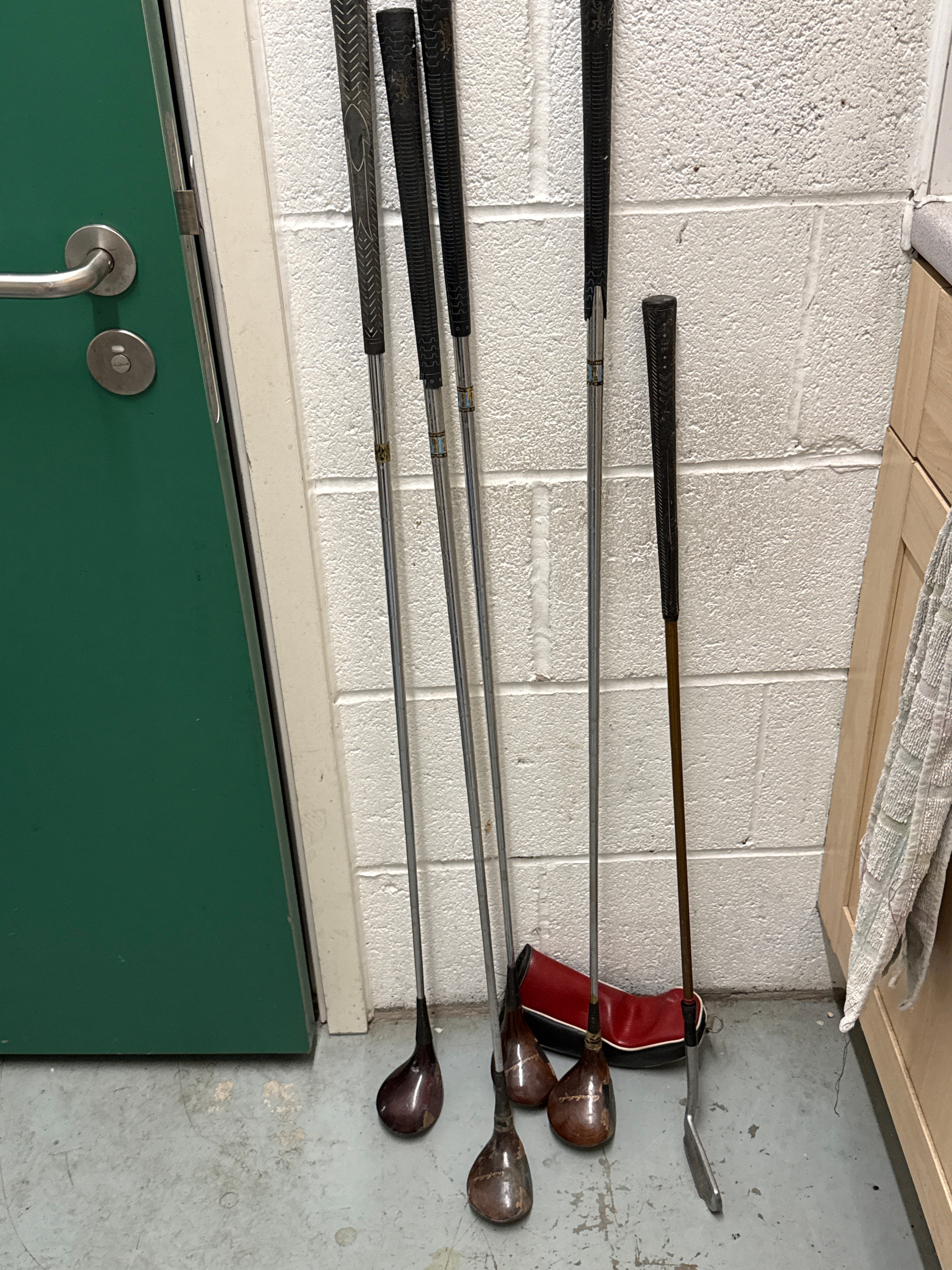 Bernie Gallacher? Vintage Steel and Wooden Shafted Golf Clubs