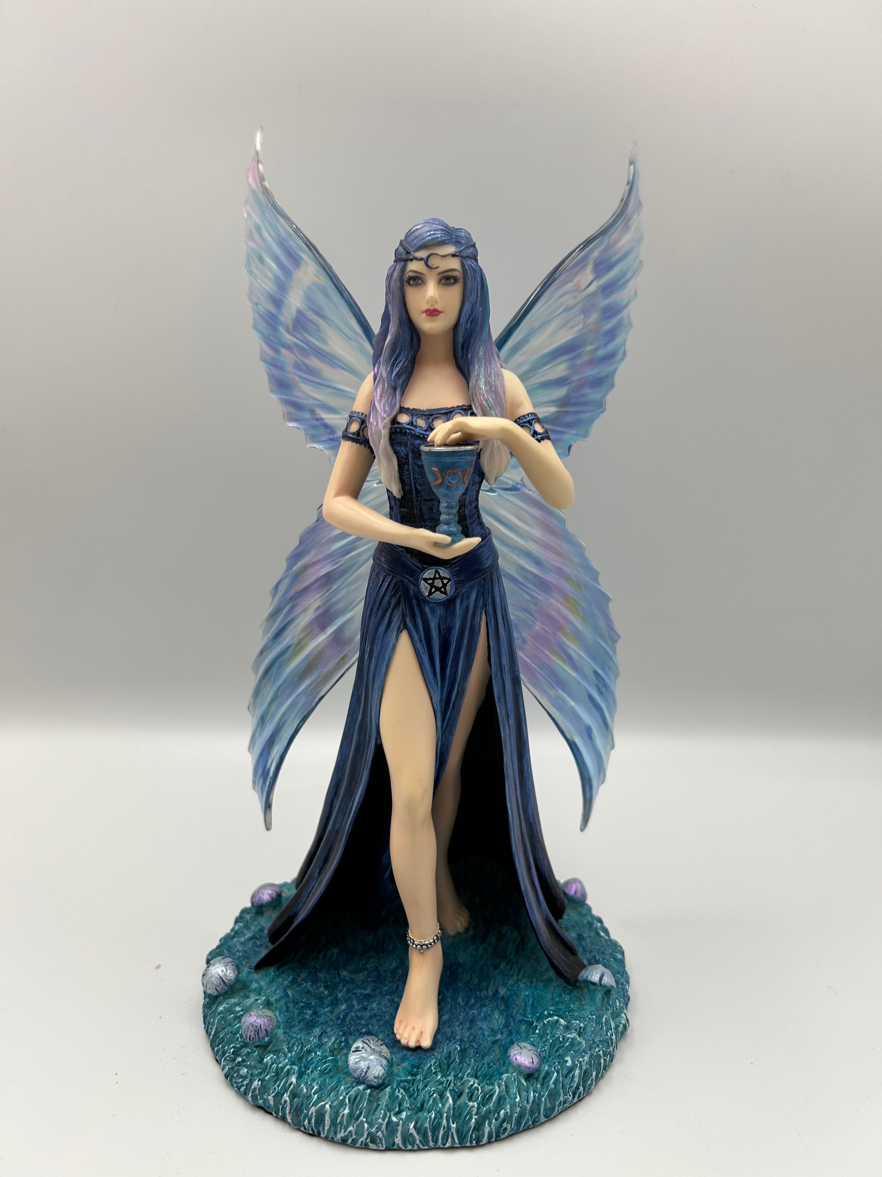 Nemesis Now Polyresin Enchantment? Fairy Figurine after Anne Stokes?, 10.5"