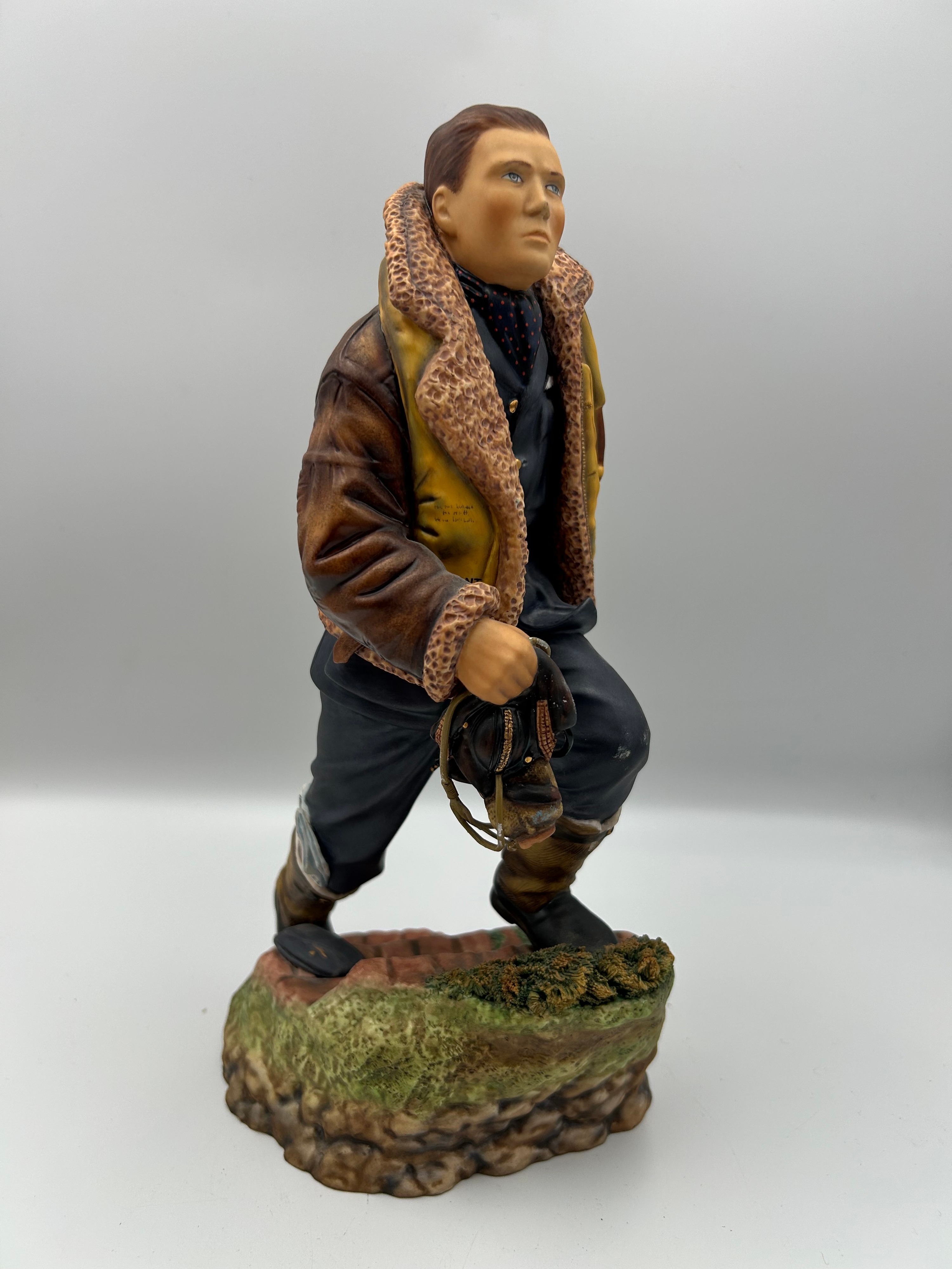 A 1990 Porcelain Battle of Britain Pilot Figurine by Ashmor, Model No. 265