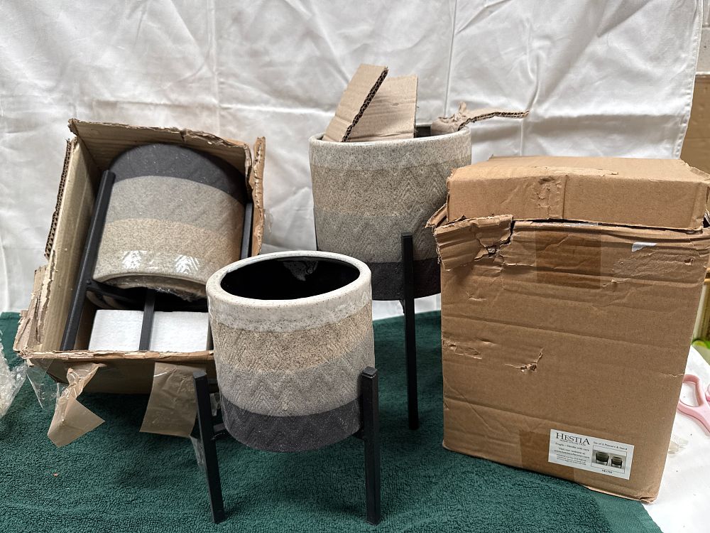 Lot 507: Hestia Home Collection Ceramic Planters and Metal Stands, Two Sets, HE1750