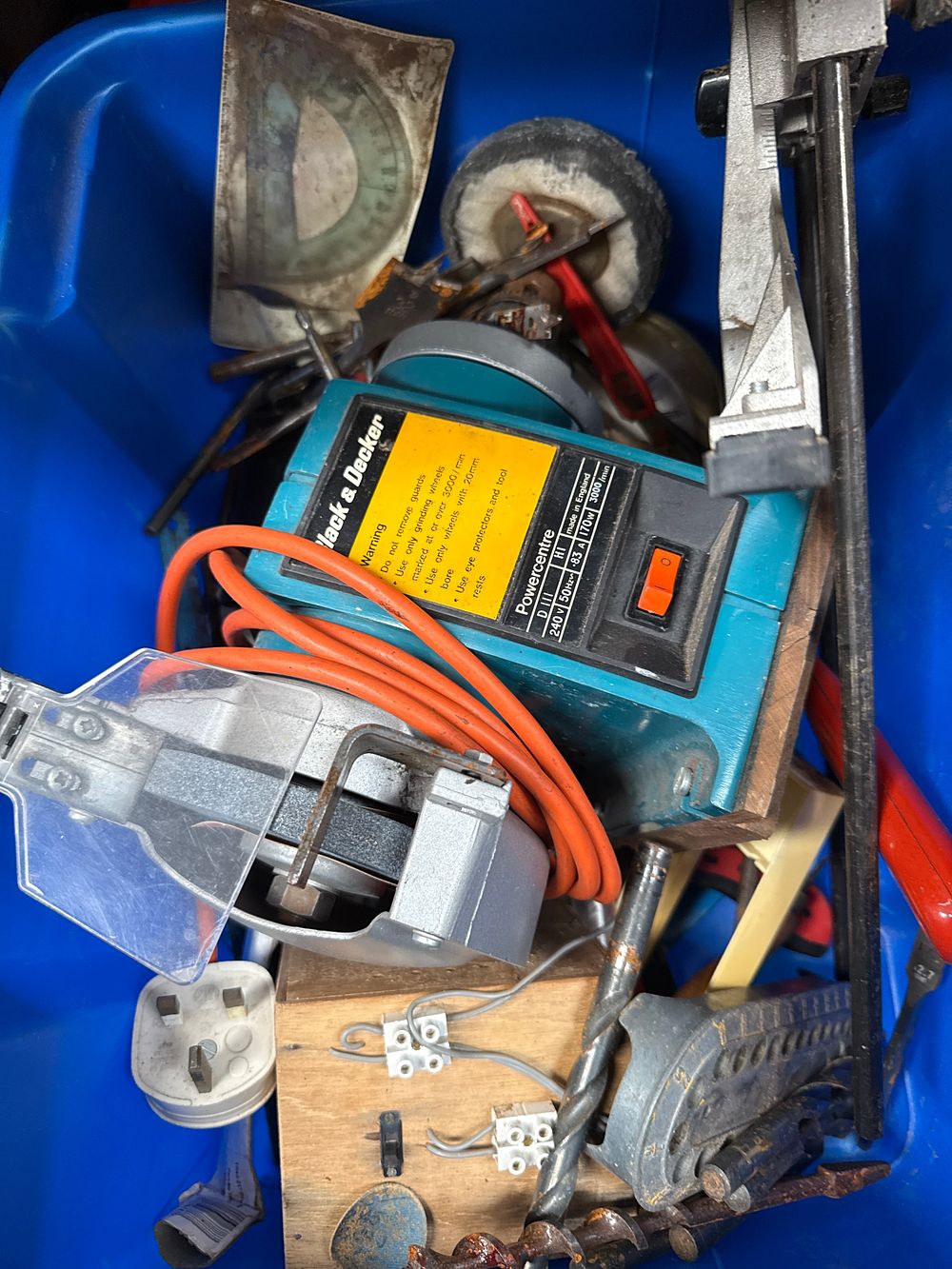 Lot 513: Black & Decker Teal Plastic Bench Grinder and Tool Collection, D III