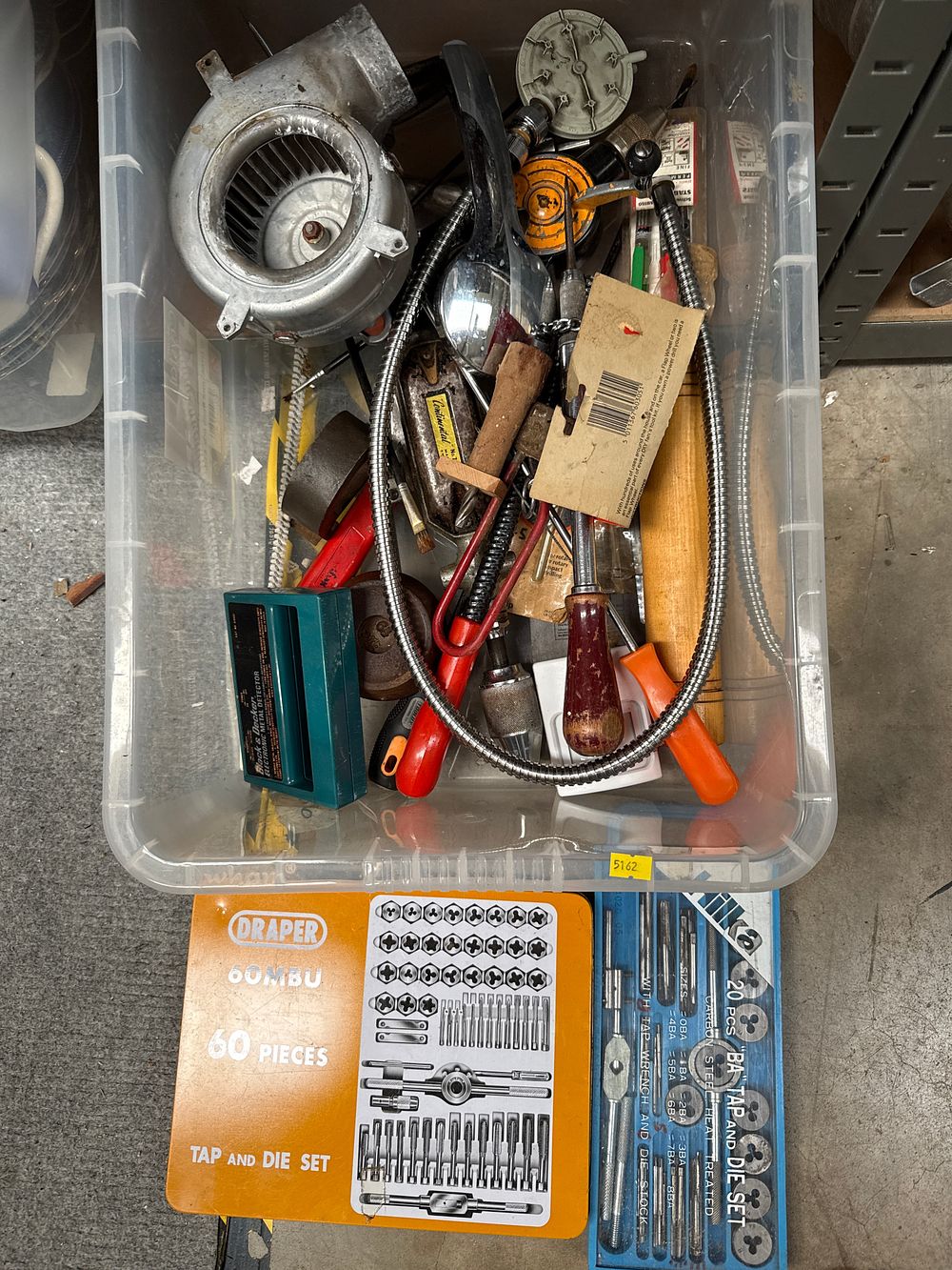 Lot 516: Draper 60MBU Tap and Die Set and Hilka BA Tap and Die Set with Tools