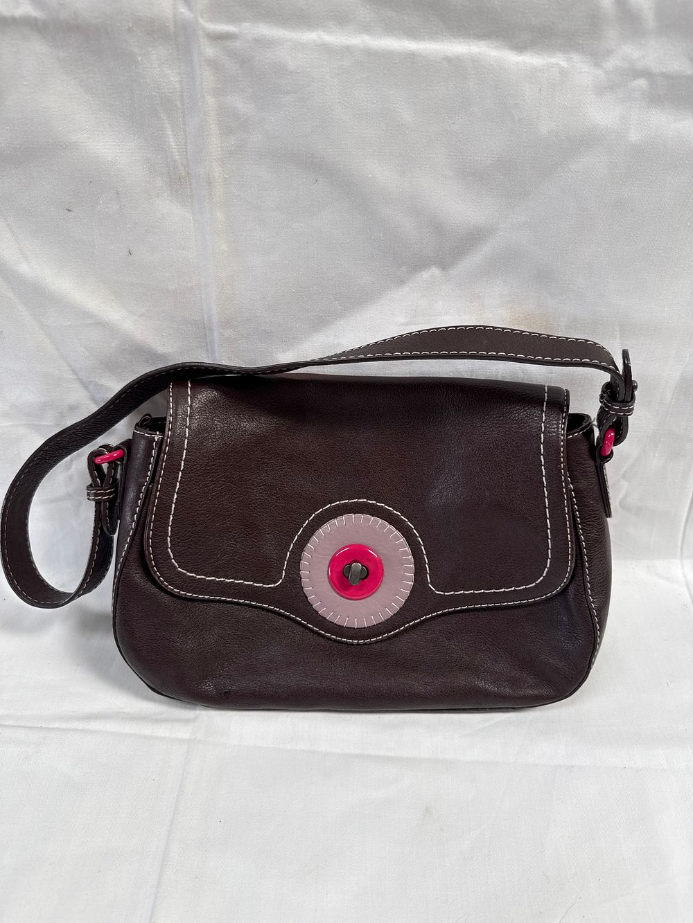 Lot 527: Radley London Grained Leather Shoulder Bag