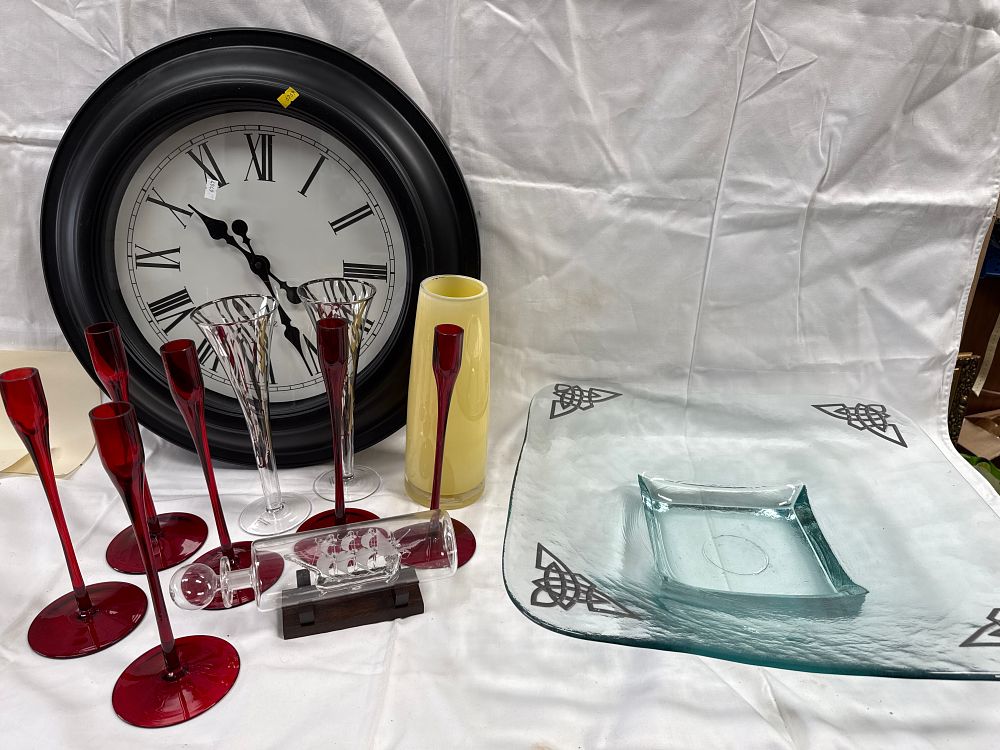 Lot 535: A Collection of Contemporary Glassware, a Wall Clock and a Ship-in-a-Bottle