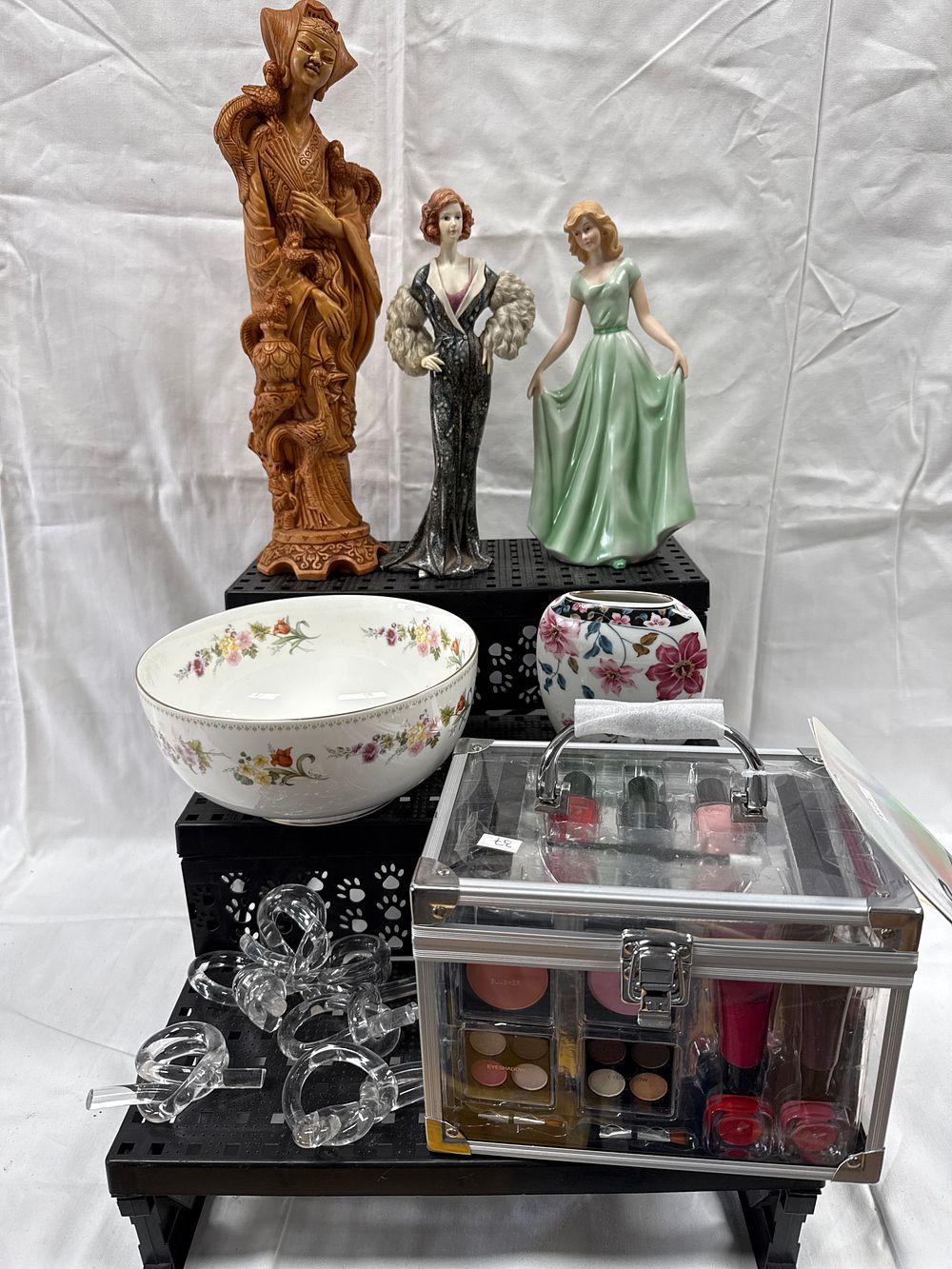 Lot 556: Wedgwood Mirabelle Bone China Bowl, Porcelain? Figurines and Acrylic? Cosmetic Train Case