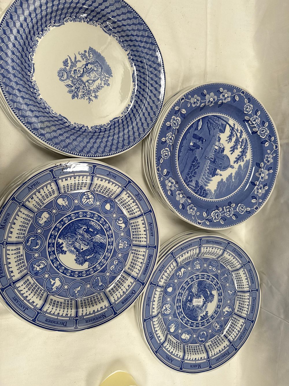 Lot 591: Spode Earthenware Blue Room Series Plates by Spode, 24 Pieces
