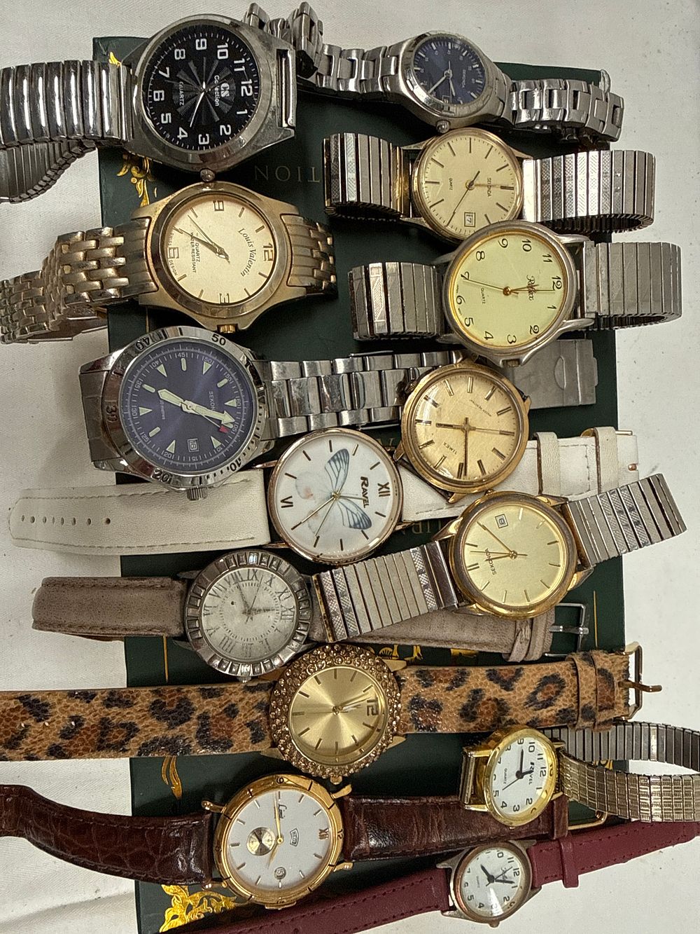 Lot 609: Sekonda, Ravel, Limit and Timex Assorted Gilt Metal Effect and White Metal Wristwatches