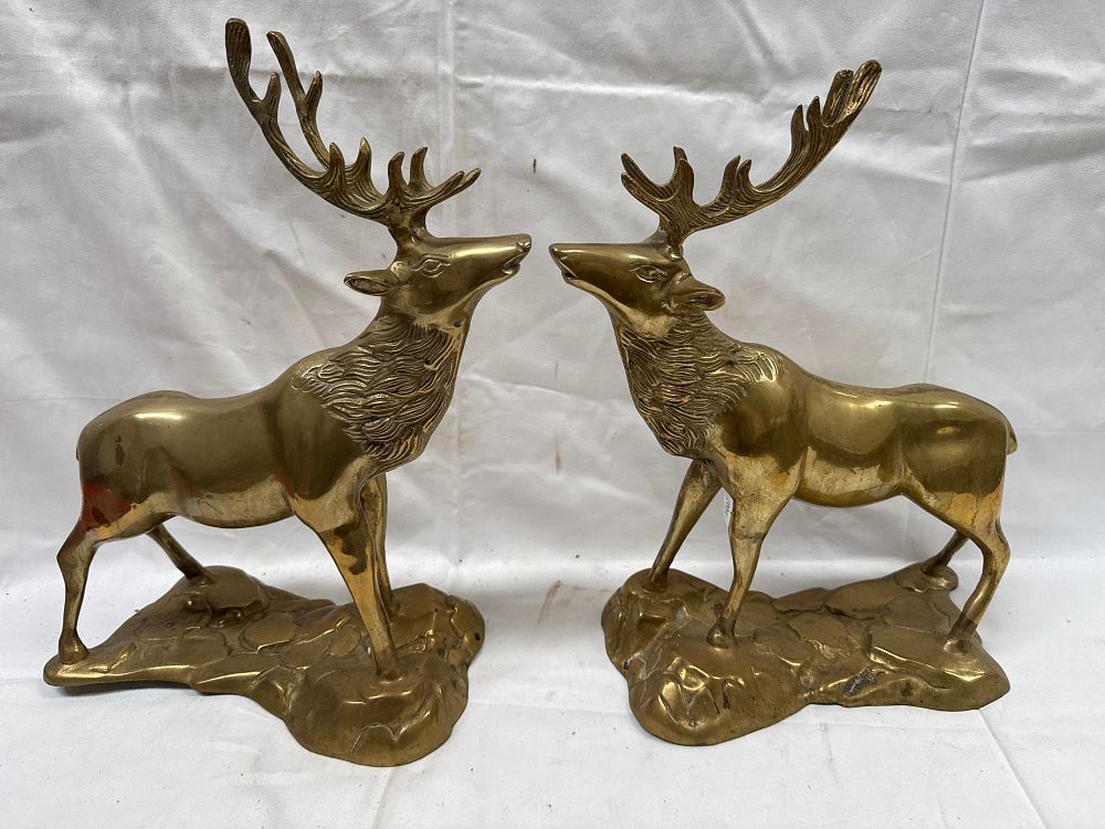 Lot 646: A Pair of Vintage? Cast Brass Figurines of Stags