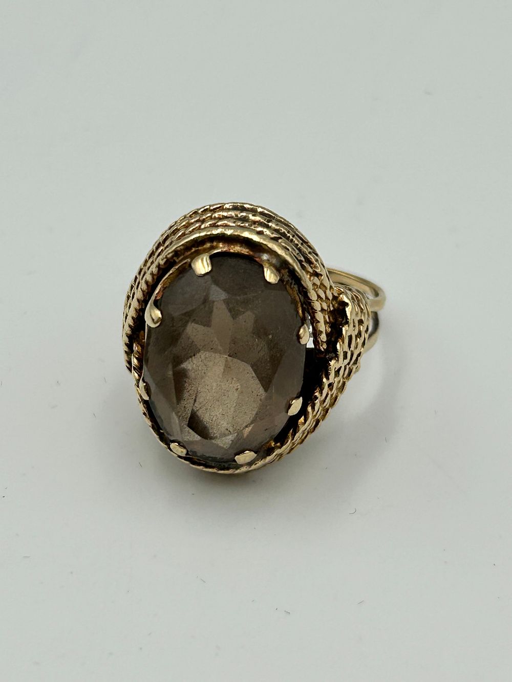 Lot 813: A 9 Carat? Yellow Gold and Smoky Quartz Cocktail Ring, 8.6g