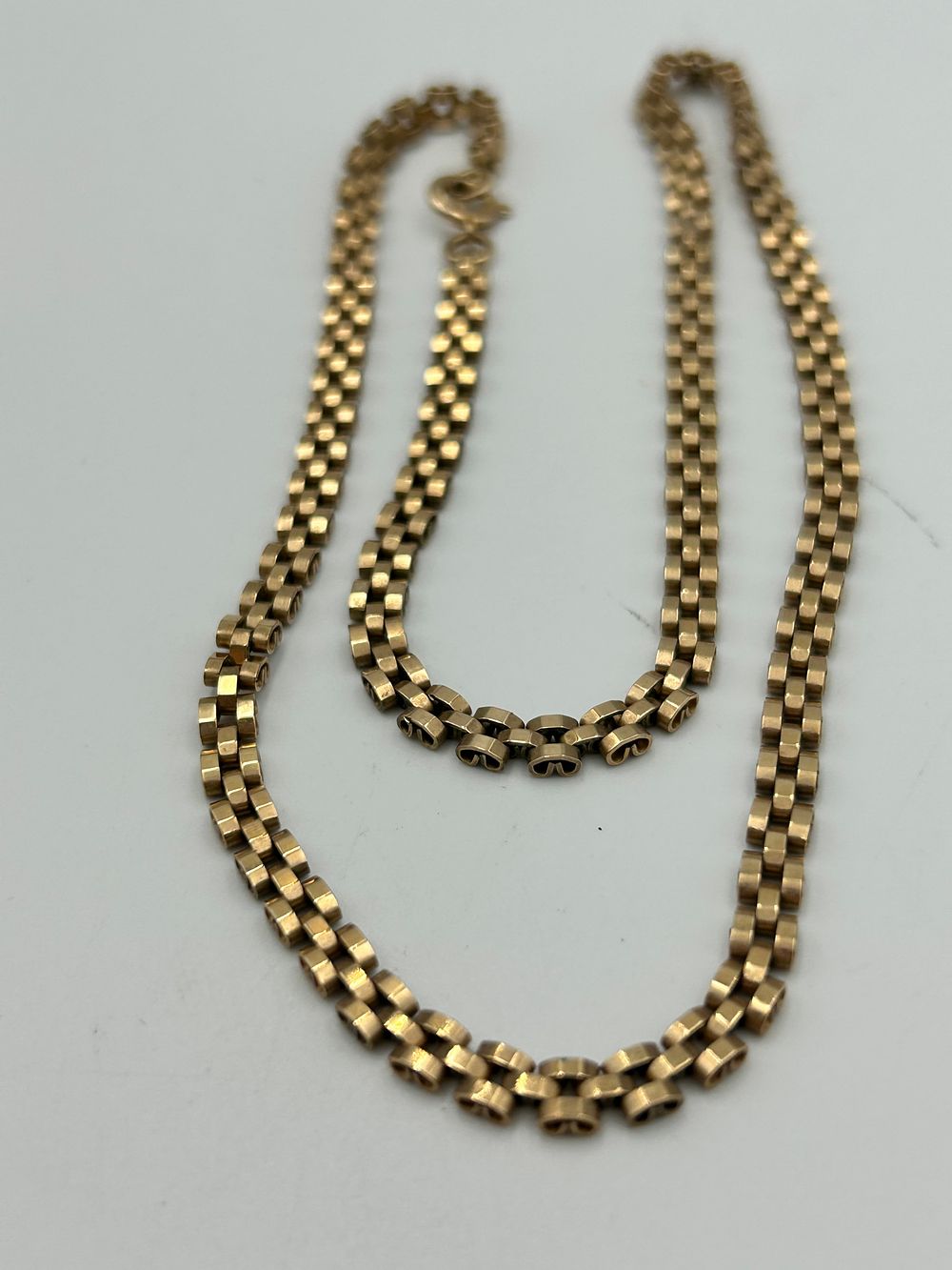 Lot 845: A 9ct Yellow Gold Fancy Jubilee? Link Necklace, 14.90g