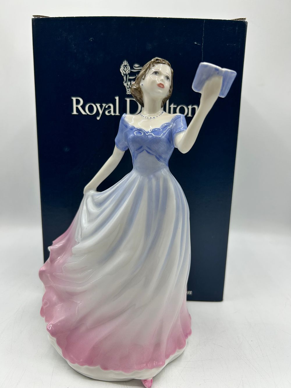 Lot 872: Royal Doulton Bone China Sweet Poetry Figurine by Nada M. Pedley HN 4113, 1998