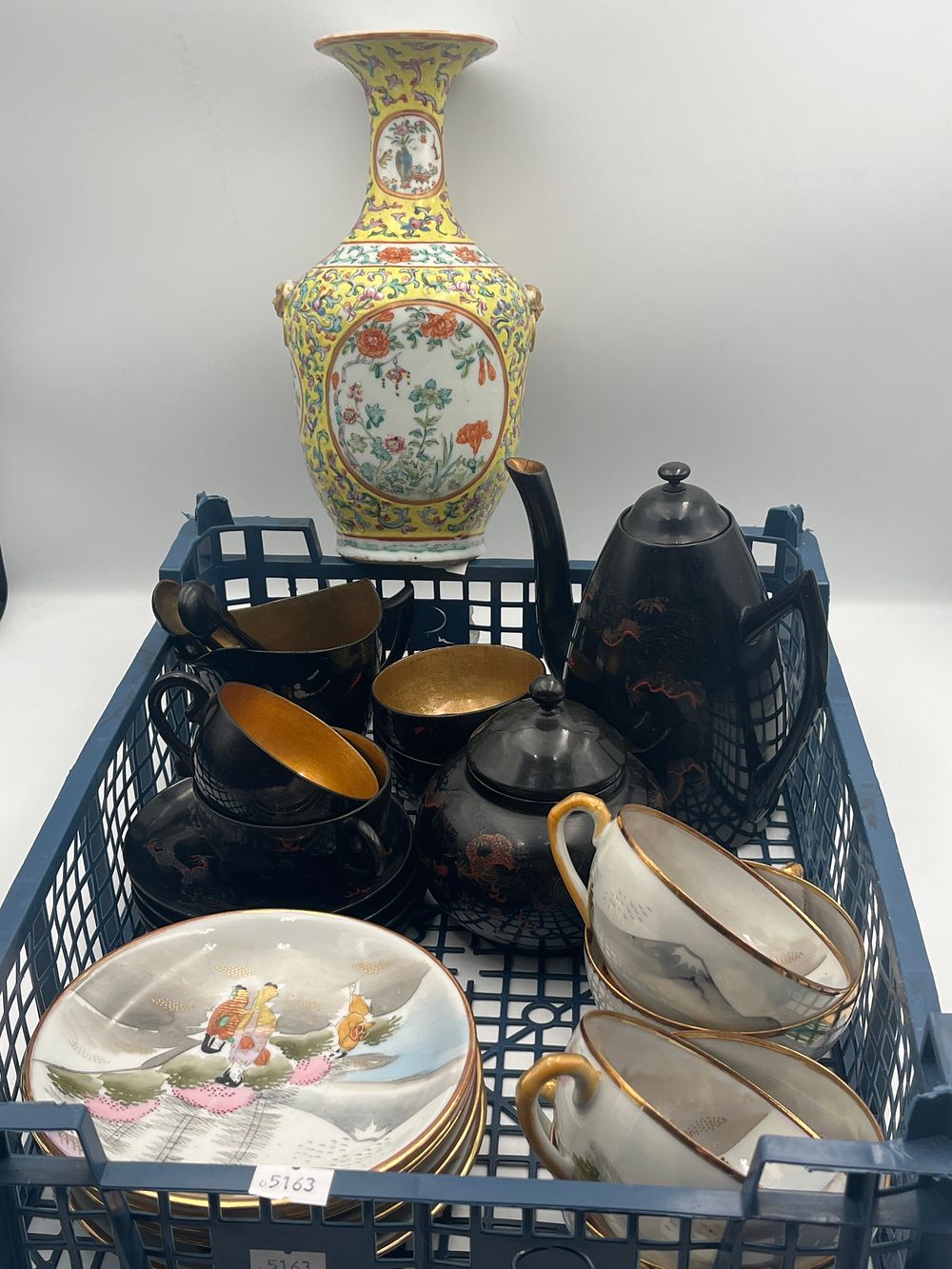 Lot 887: A Group of 20th Century? Porcelain Oriental Tea and Decorative Wares