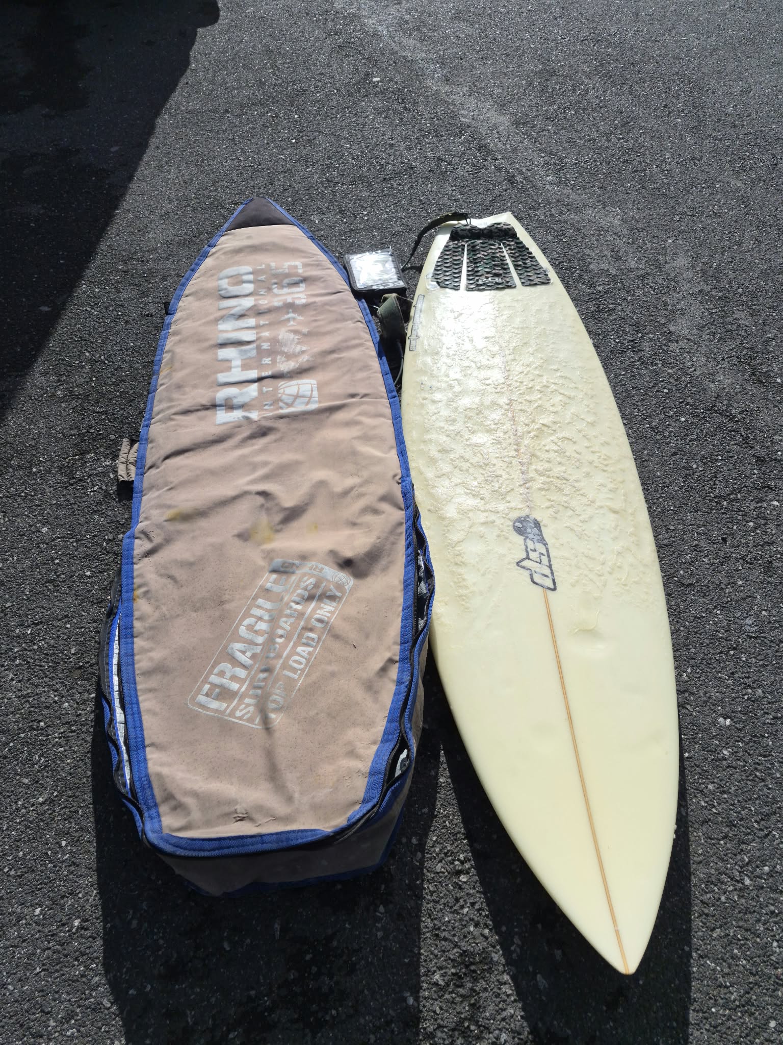JSP? Fibreglass Shortboard Surfboard with Rhino International Travel Bag