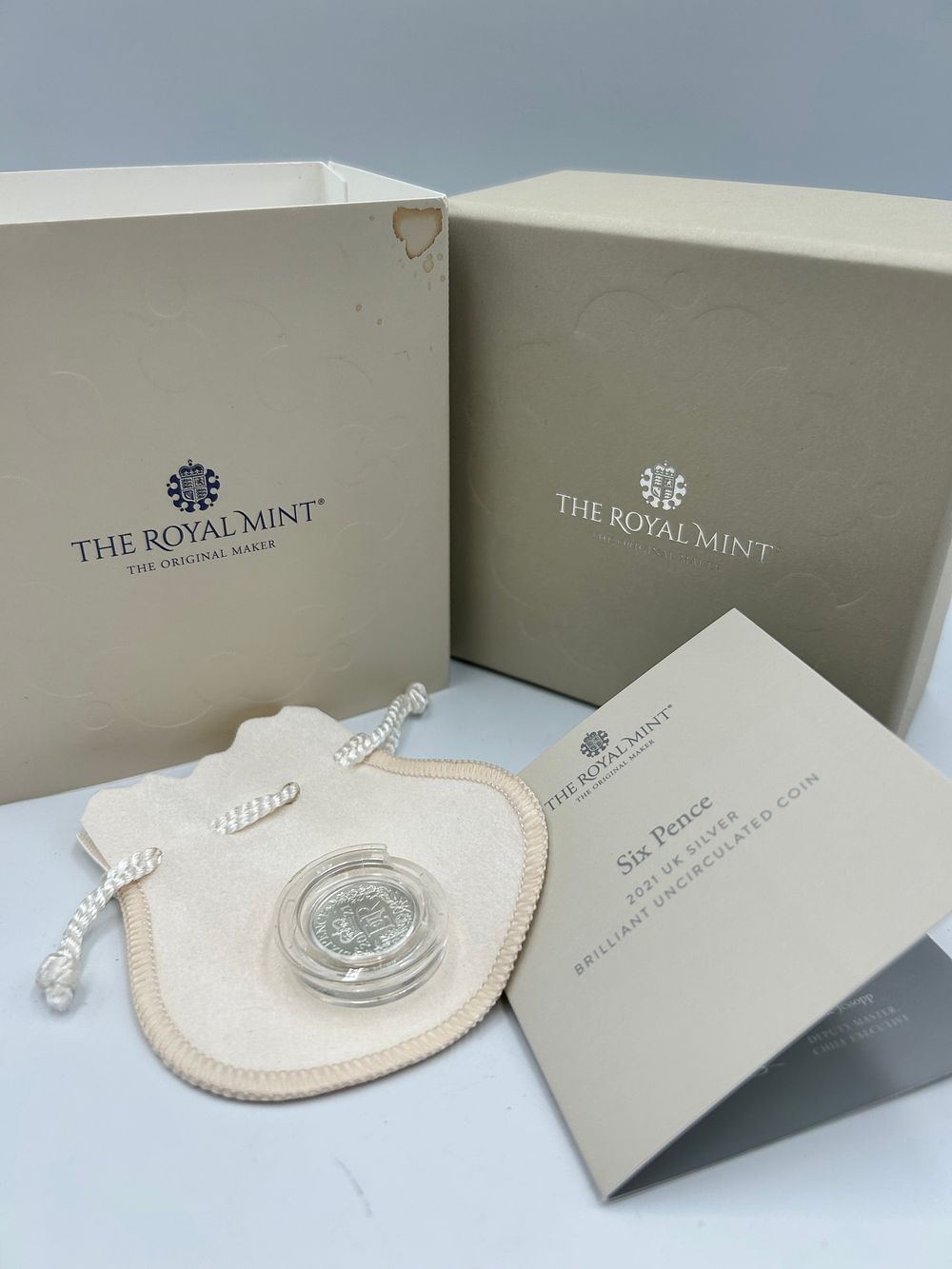 Lot 65: Royal Mint Brilliant Uncirculated Silver Sixpence, 2021