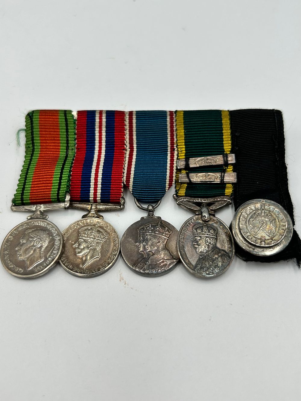 Lot 88: George VI White Metal Miniature Medal Group for the Royal Air Force