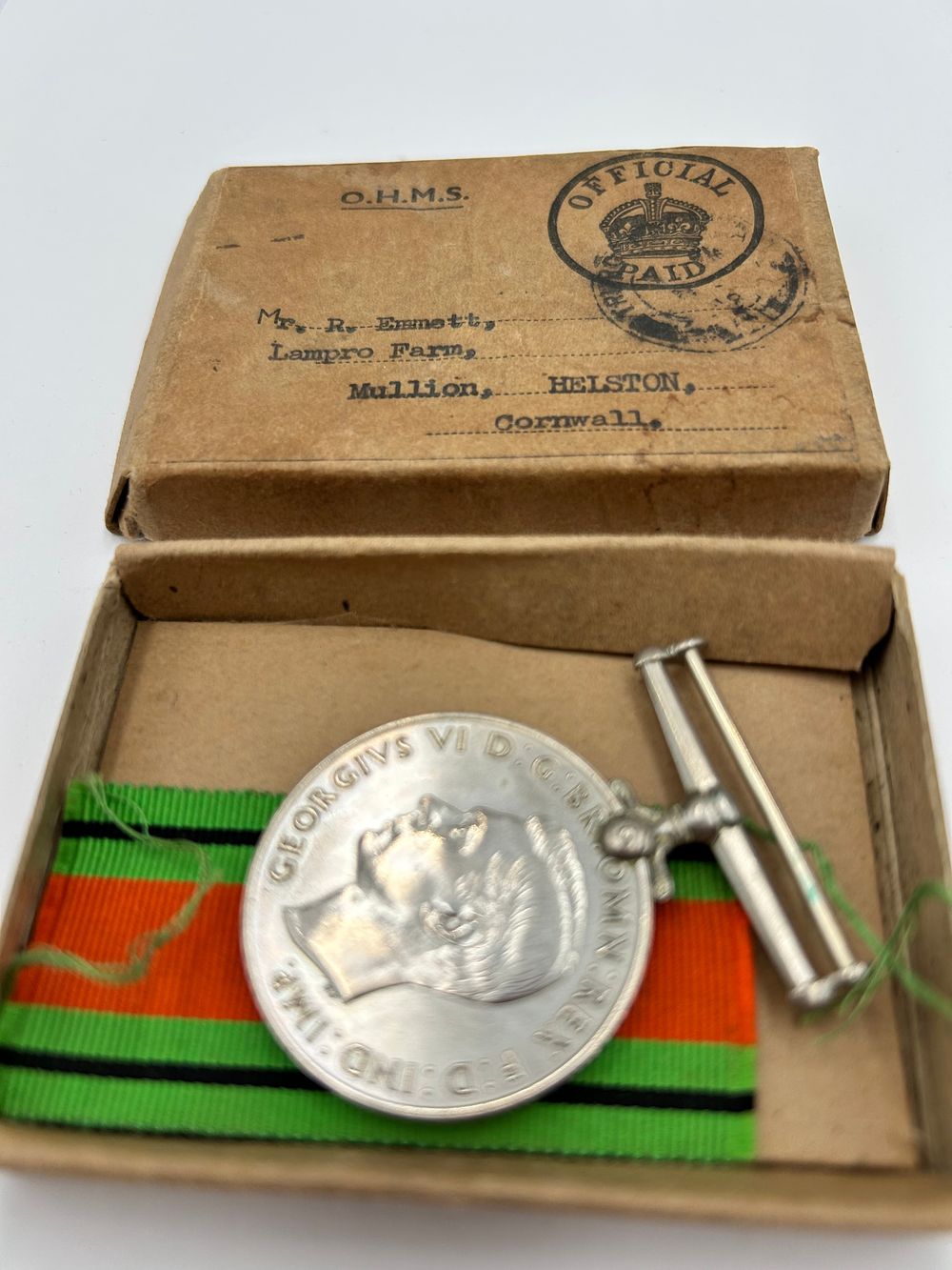 Lot 93: George VI Cupro-Nickel Second World War Defence Medal in Original Mailing Box