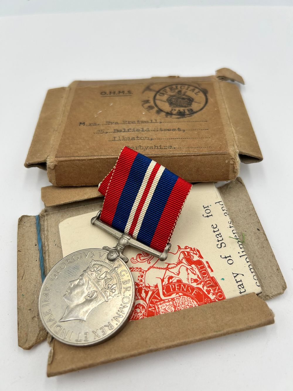 Lot 94: George VI Cupro-Nickel War Medal 1939-1945 with Original Mailing Box