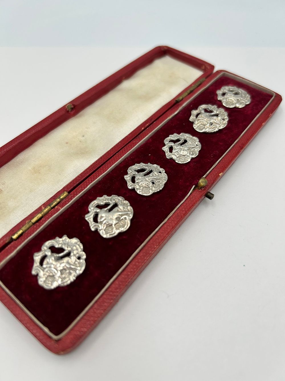 Lot 117: Edwardian Silver Maiden Buttons by Lawrence Smith?, Birmingham, 1901?