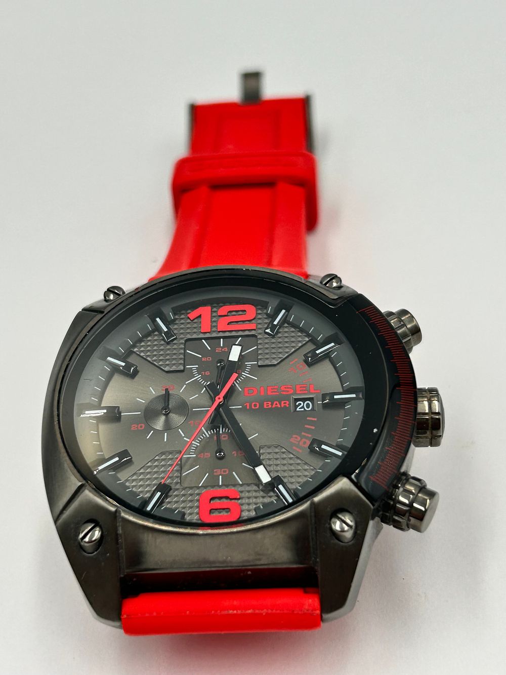 Lot 129: Diesel Overflow Gunmetal Tone Stainless Steel Chronograph Wristwatch DZ4481 , Running When Listed