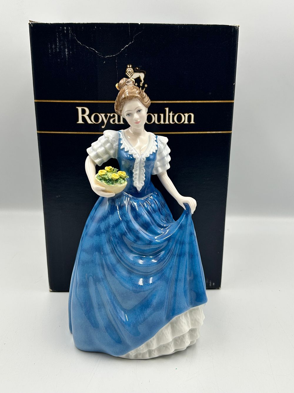 Lot 289: Royal Doulton Fine Bone China Figurine, Helen, HN 3601