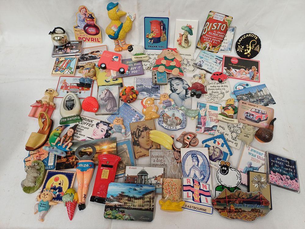 Lot 399: An Assortment of Vintage and Modern Souvenir and Novelty Fridge Magnets