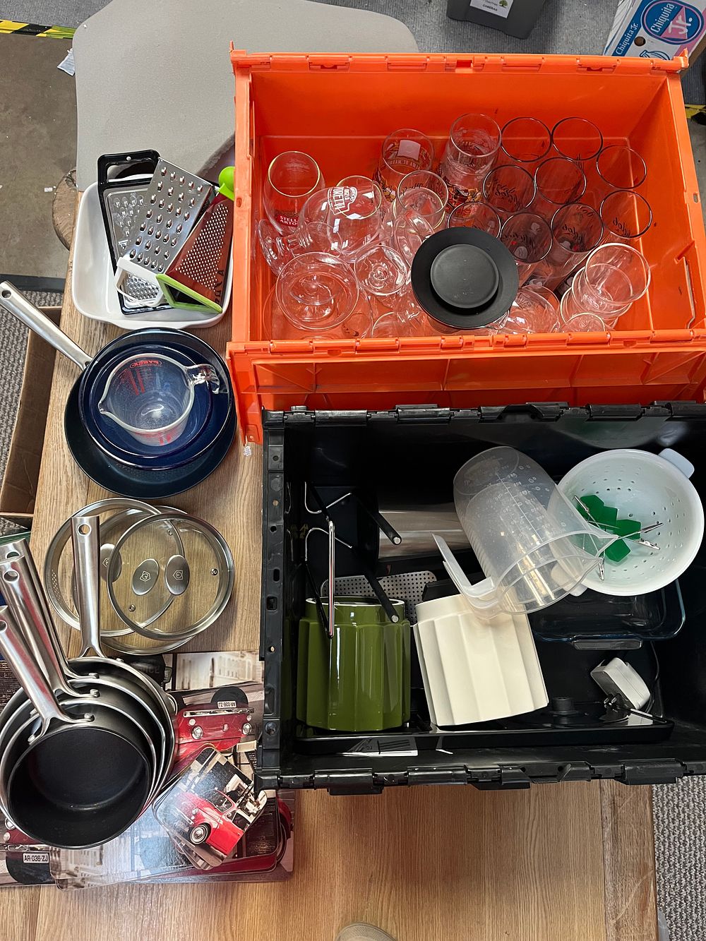 Lot 431: A Collection of Kitchenalia, Stainless Steel Cookware and Branded Glassware